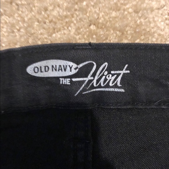 Old Navy Flirt Jeans - Picture 3 of 6